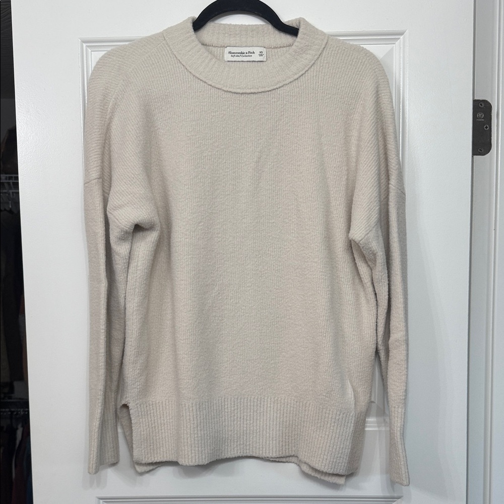 ABERCROMBIE | Soft A&F Collection Cream Sweater | SIZE XS